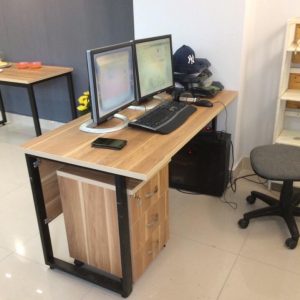 Bàn chân sắt kèm tủ phụ có yếm BCS-17