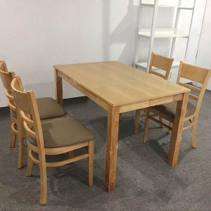 ban-an-cabin-4-ghe-vang-lk-1601