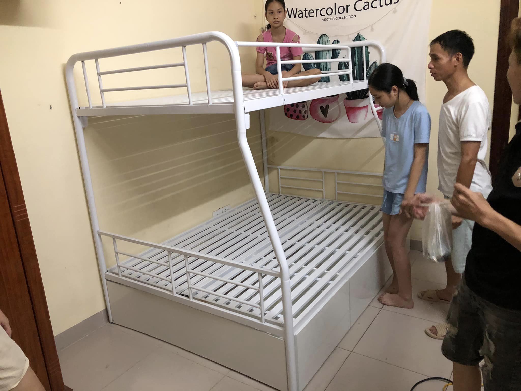 Giường sắt tầng ống tròn 1m6 - GTS 51