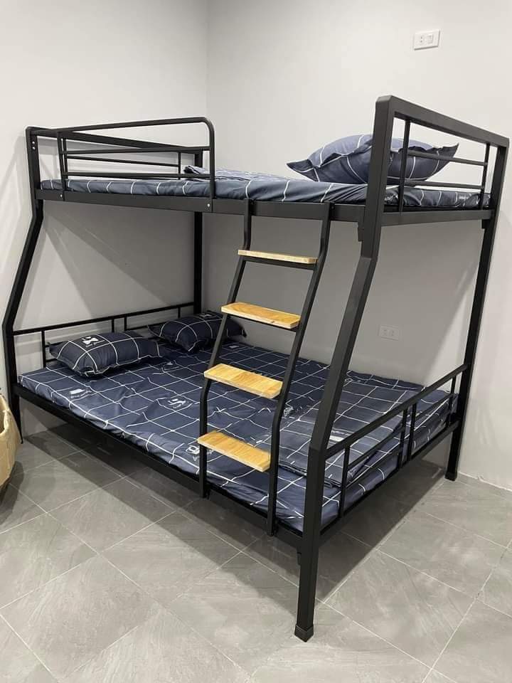 Giường sắt 2 tầng hộp 40 1m2 màu đen - GTS 65