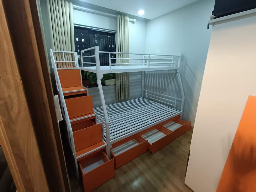Giường sắt tầng cầu thang hộp 1m4 -GTS 47
